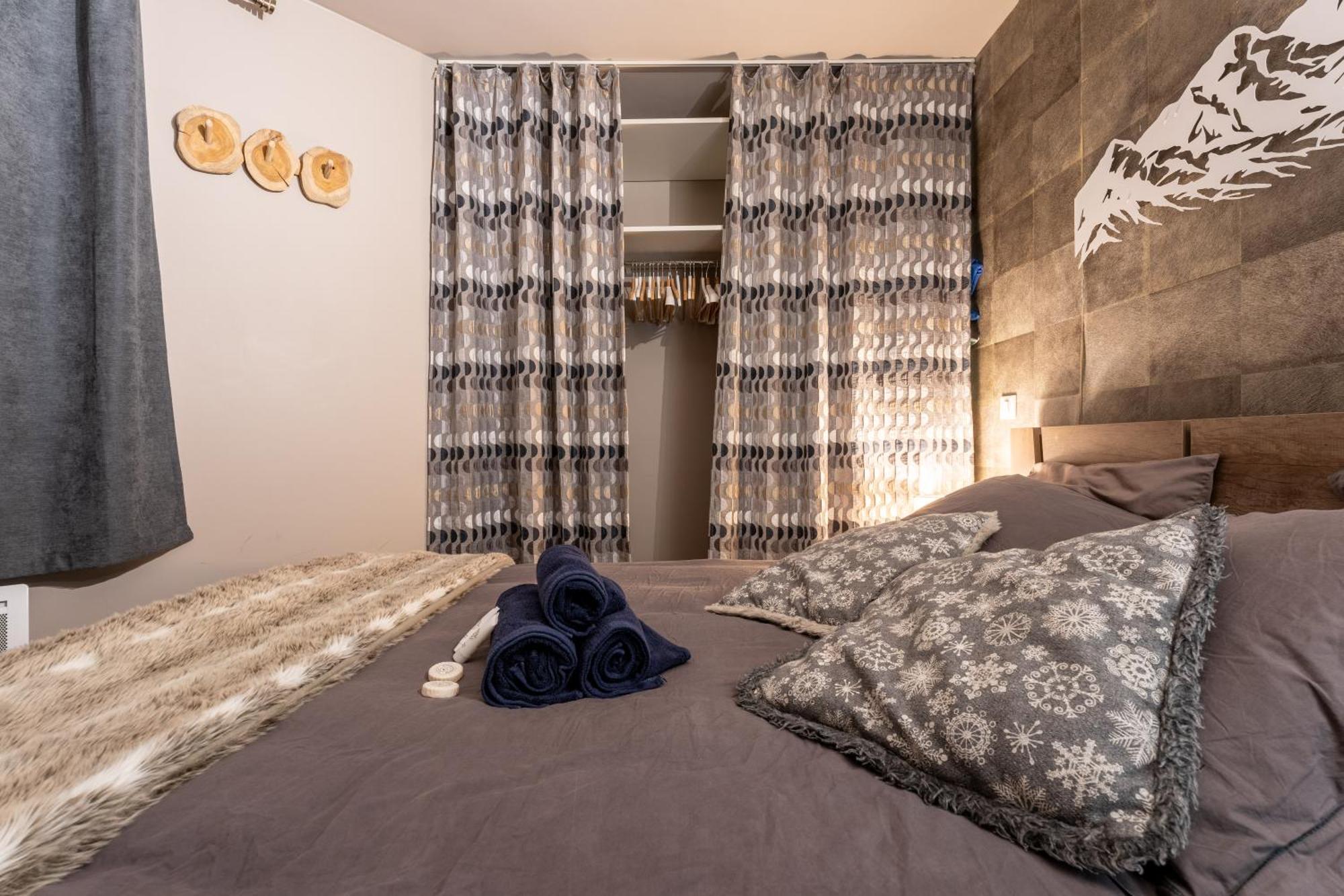 In-out - Heart Of Spacious 8 Guests Apartment, Wifi 303 * Val Thorens